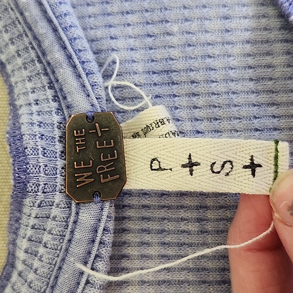 We The Free Women's Purple Loose Fitting, Asymmetrical Long Sleeve T-Shirt - Picture 11 of 15